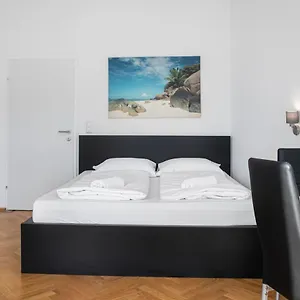 superb-7br-shared-apartment-near-hauptbahnhof.vienna-besthotels.com/