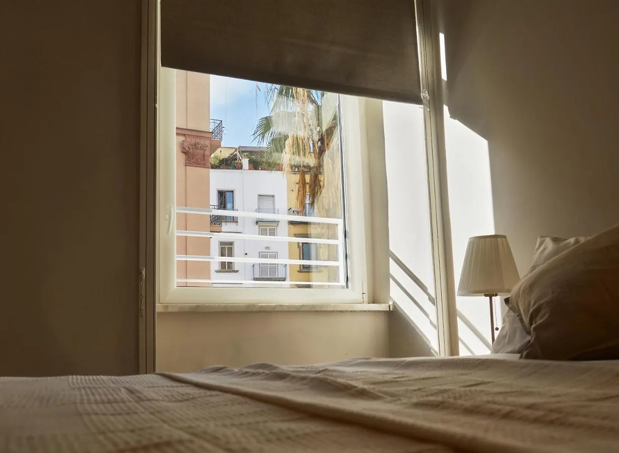 San Antonio Apartments Downtown Naples
